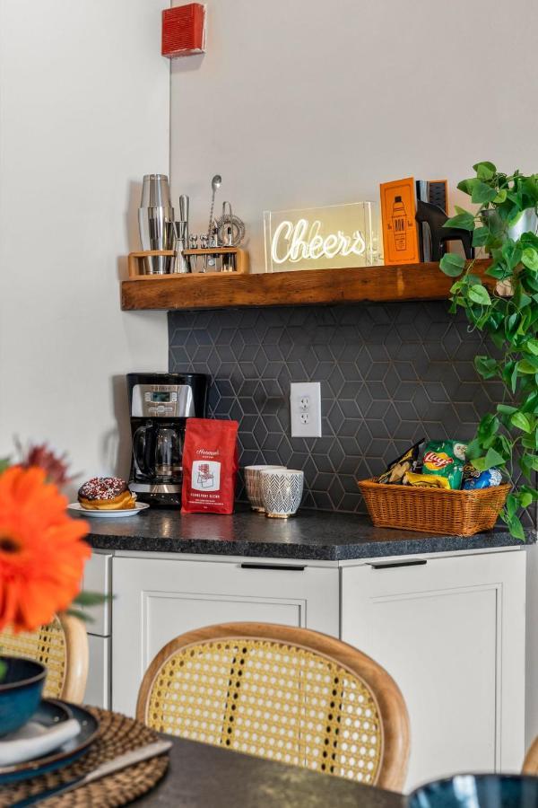 Passyunk Square Spacious 1 Bedroom Oasis- Huge Deck Filadelfia Esterno foto