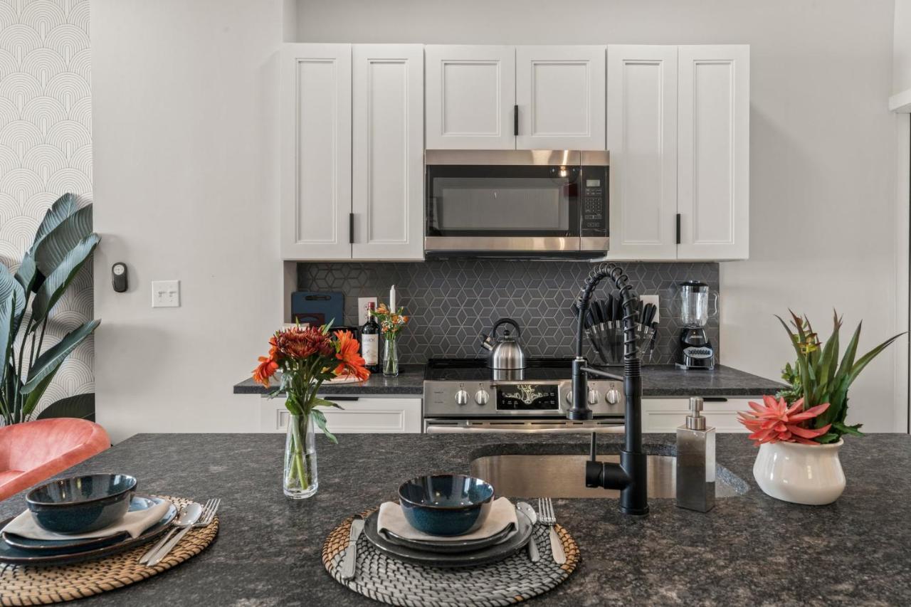 Passyunk Square Spacious 1 Bedroom Oasis- Huge Deck Filadelfia Esterno foto